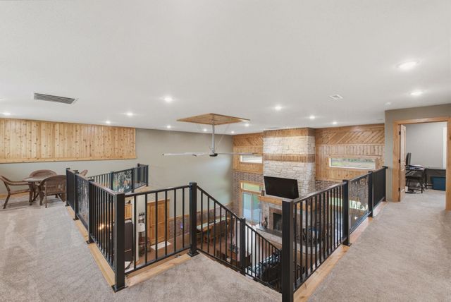 8803 W Blackwood LN, Maize, KS 67101