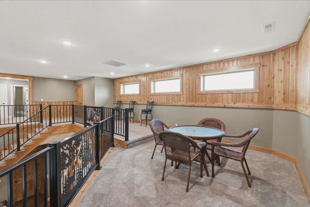 8803 W Blackwood LN, Maize, KS 67101