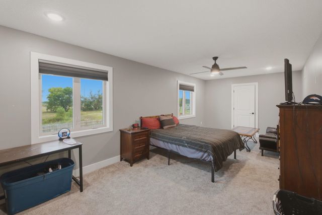 8803 W Blackwood LN, Maize, KS 67101