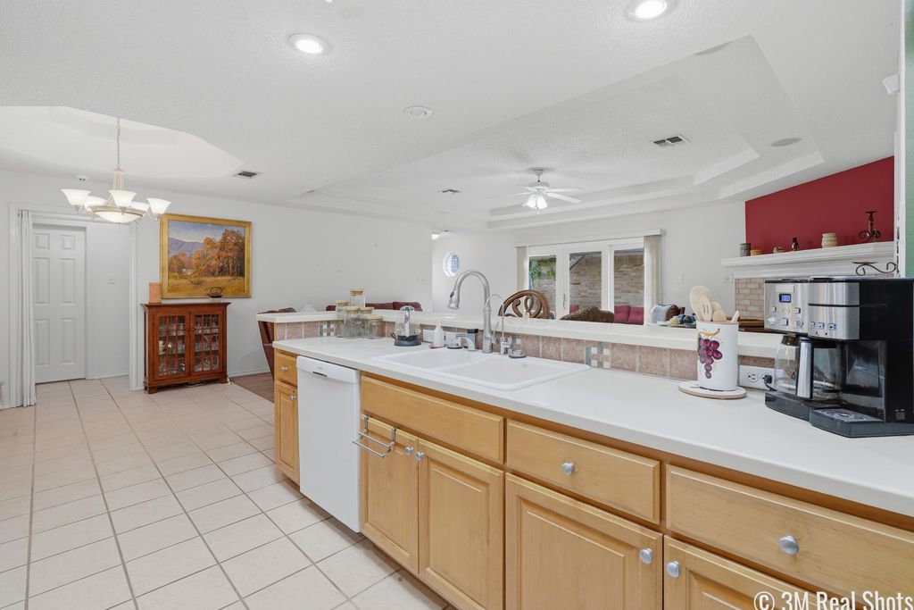 Image 10 of property listing at 4047 Green Meadow Drive, San Angelo, TX 76904