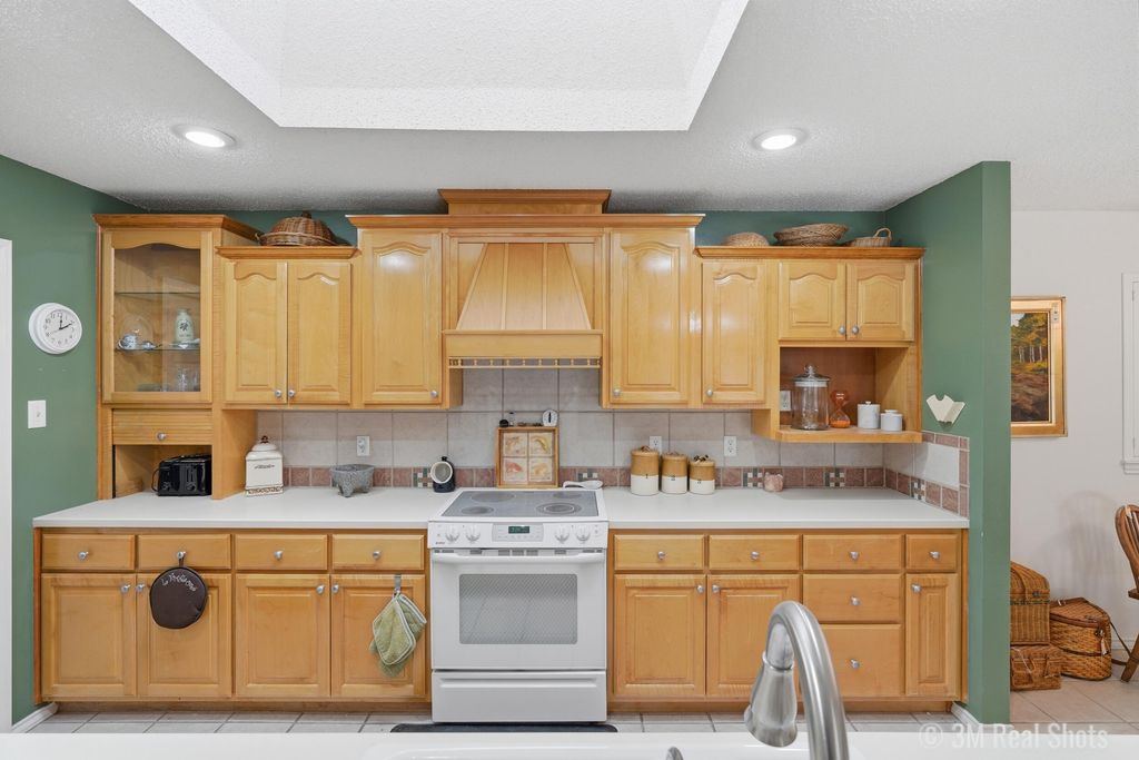 Image 8 of property listing at 4047 Green Meadow Drive, San Angelo, TX 76904