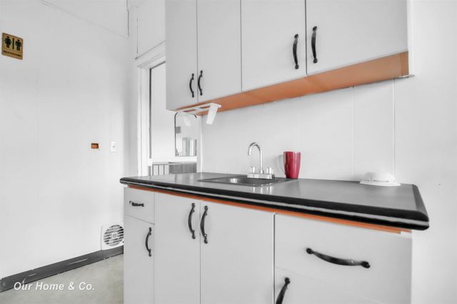 1241 Michigan Avenue, Bay City, MI 48708