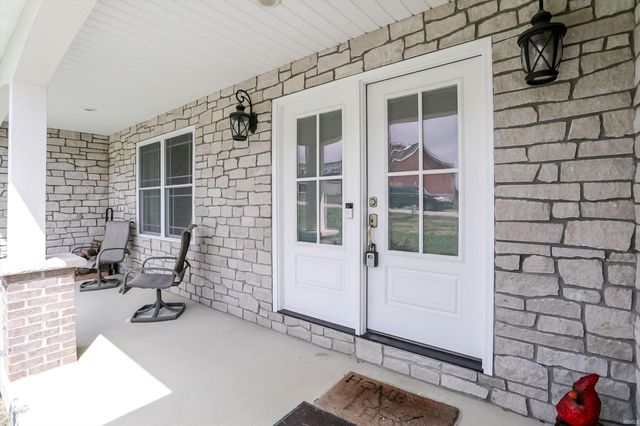 11 Ian's Crossing, Bedford, IN 47421