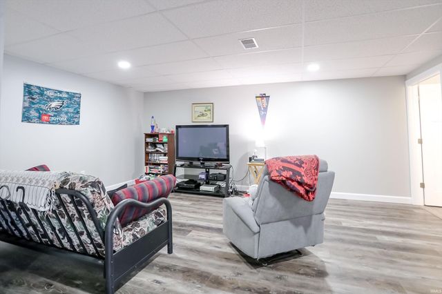 11 Ian's Crossing, Bedford, IN 47421