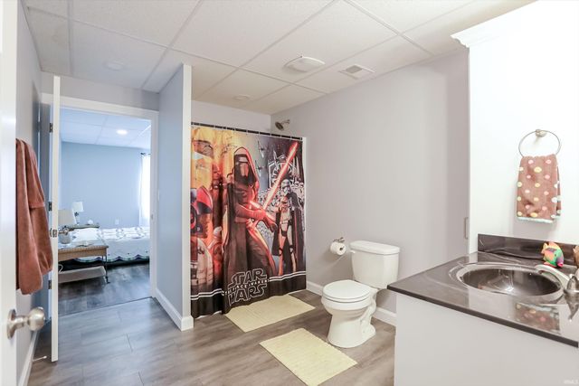 11 Ian's Crossing, Bedford, IN 47421