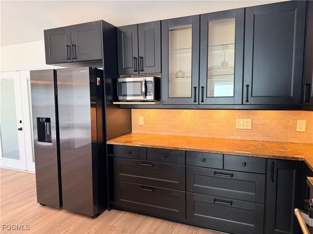 217 SW 17th ST, Cape Coral, FL 33991