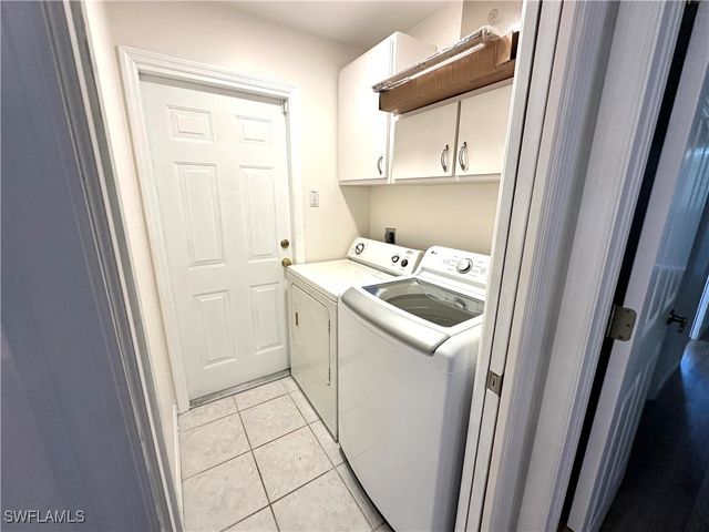 217 SW 17th ST, Cape Coral, FL 33991