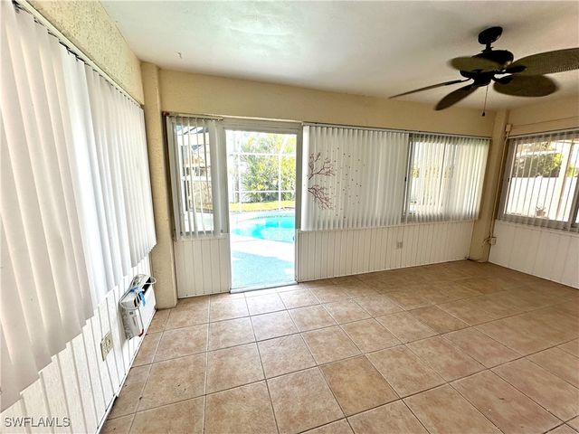 217 SW 17th ST, Cape Coral, FL 33991