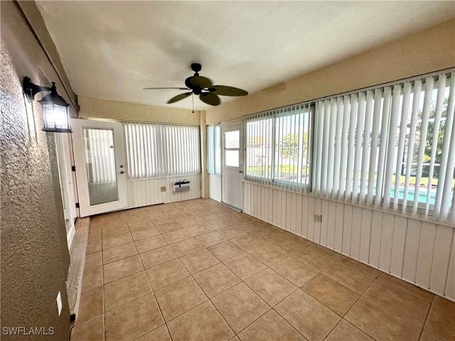 217 SW 17th ST, Cape Coral, FL 33991