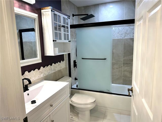 217 SW 17th ST, Cape Coral, FL 33991