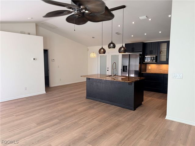 217 SW 17th ST, Cape Coral, FL 33991