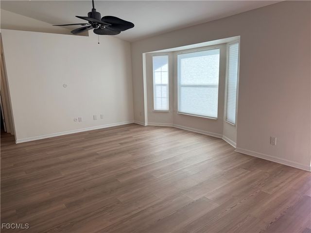 217 SW 17th ST, Cape Coral, FL 33991