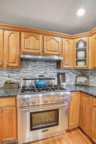 730 Willow St, Cranford Twp., NJ 07016