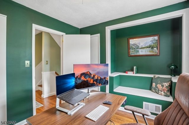 730 Willow St, Cranford Twp., NJ 07016