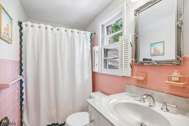 730 Willow St, Cranford Twp., NJ 07016
