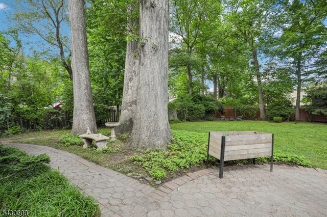 730 Willow St, Cranford Twp., NJ 07016