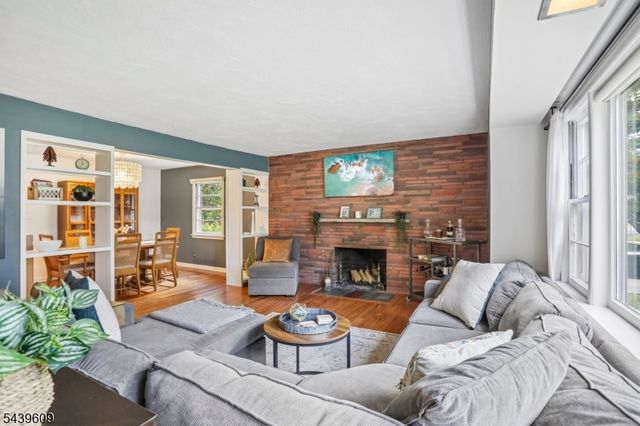 730 Willow St, Cranford Twp., NJ 07016