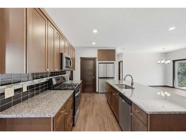 482 Westwood, River Falls, WI 54022