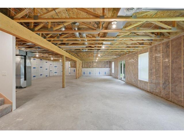 482 Westwood, River Falls, WI 54022