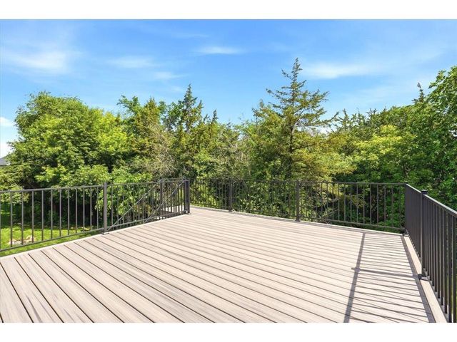 482 Westwood, River Falls, WI 54022