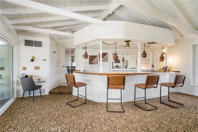 1549 N Oaks Court, Ontario, CA 91762