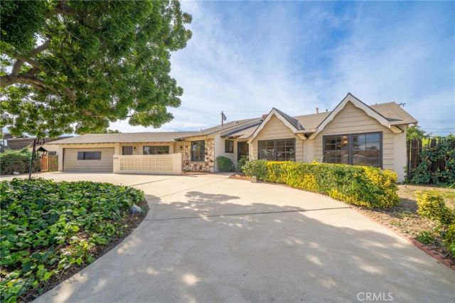 1549 N Oaks Court, Ontario, CA 91762