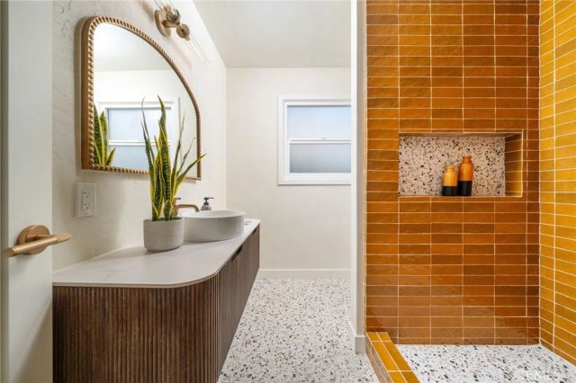 1549 N Oaks Court, Ontario, CA 91762