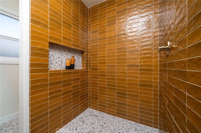 1549 N Oaks Court, Ontario, CA 91762