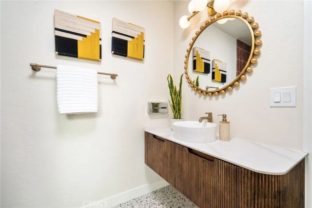 1549 N Oaks Court, Ontario, CA 91762