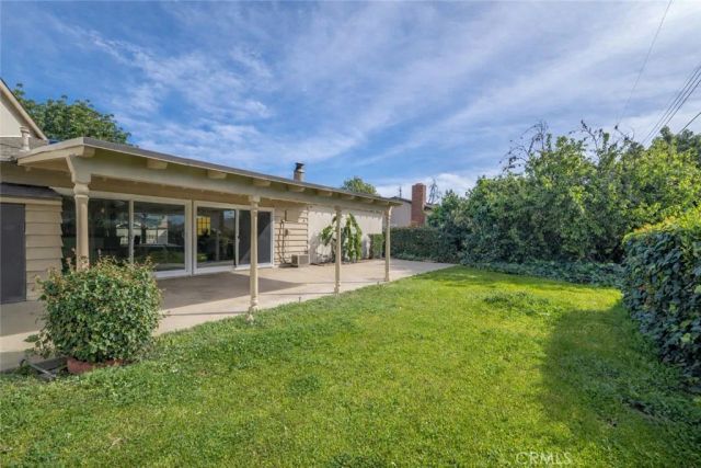 1549 N Oaks Court, Ontario, CA 91762