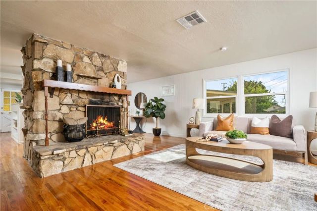 1549 N Oaks Court, Ontario, CA 91762