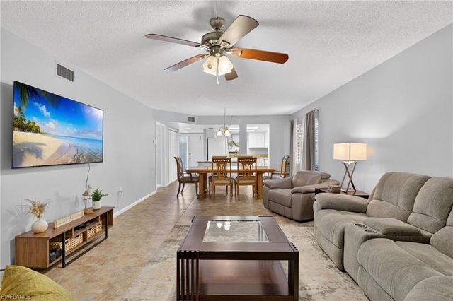 75 Saint Andrews BLVD A100, Naples, FL 34113