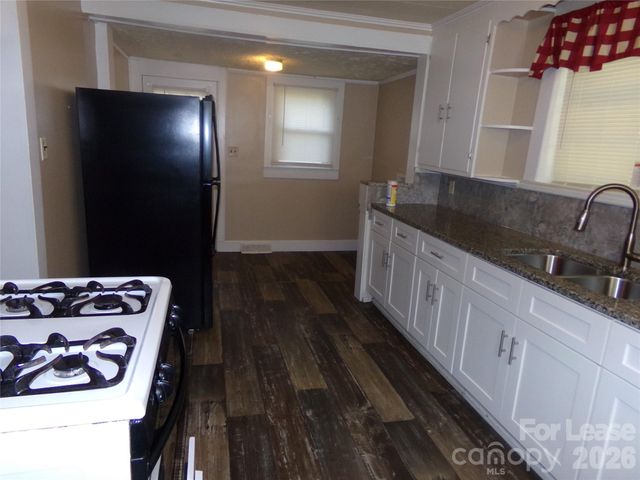 729 Spruce Street, Mooresville, NC 28115