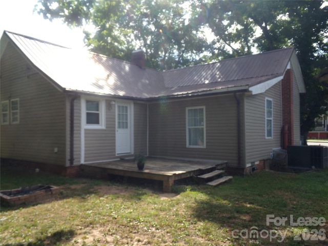729 Spruce Street, Mooresville, NC 28115