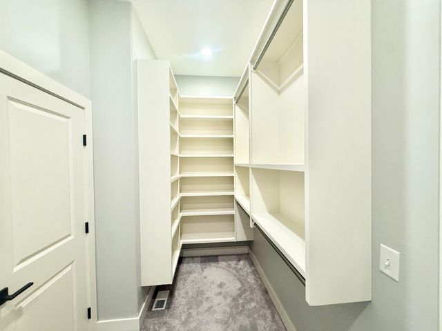 2317 S Ironstone Ct, Wichita, KS 67230