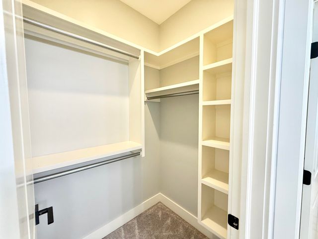 2317 S Ironstone Ct, Wichita, KS 67230