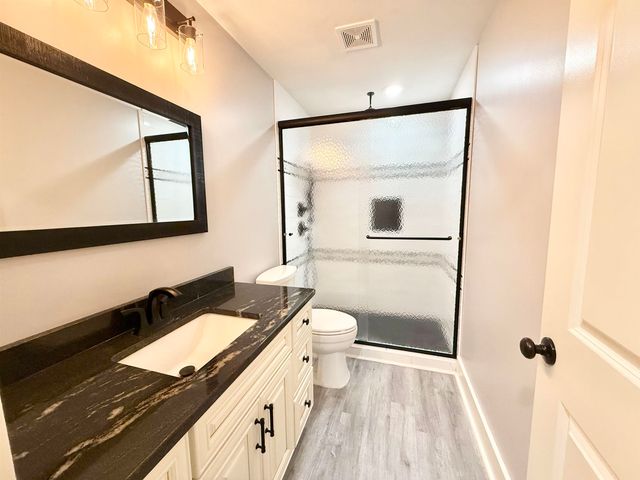 2317 S Ironstone Ct, Wichita, KS 67230