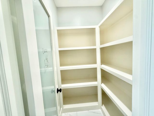 2317 S Ironstone Ct, Wichita, KS 67230