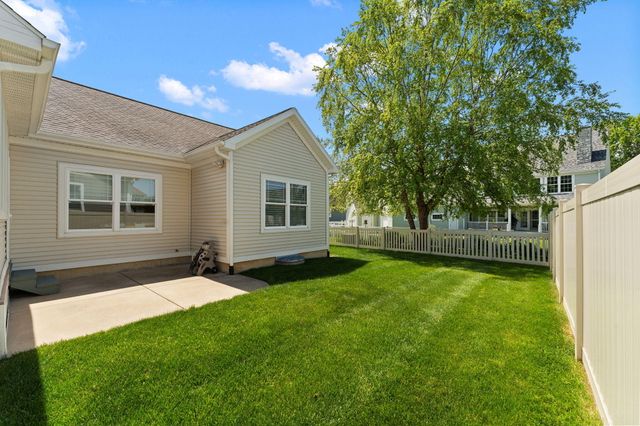 1215 Bostwick Avenue, Chesterton, IN 46304