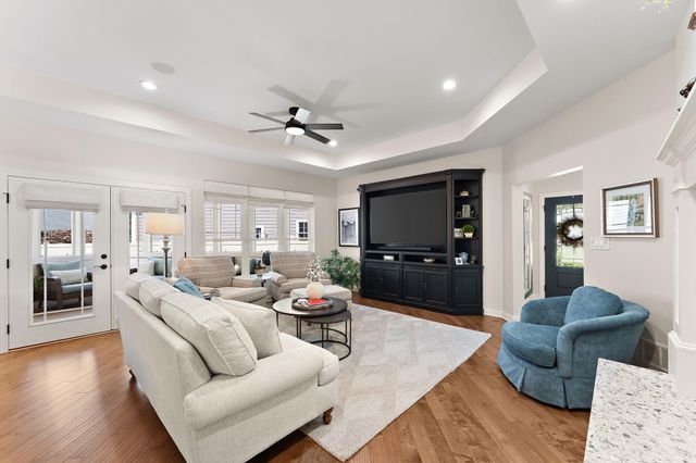 1215 Bostwick Avenue, Chesterton, IN 46304
