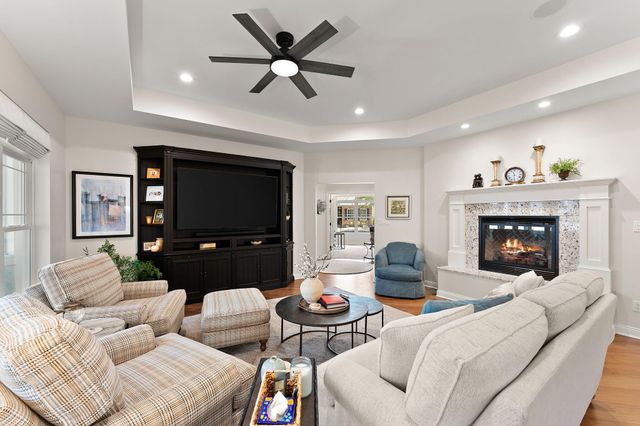 1215 Bostwick Avenue, Chesterton, IN 46304