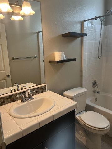 3507 N Leanne Avenue, Fresno, CA 93737