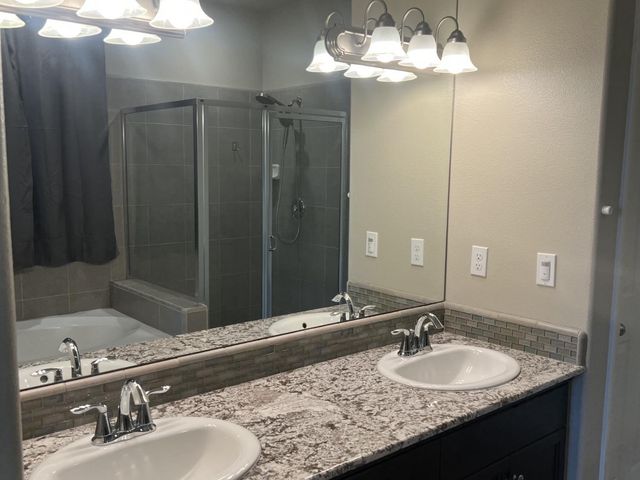 3507 N Leanne Avenue, Fresno, CA 93737