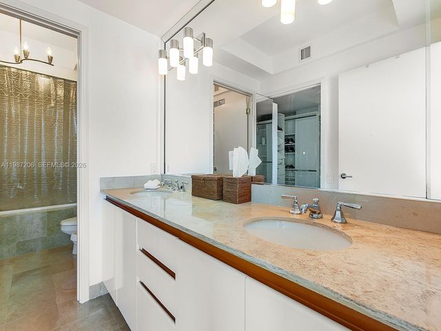 1500 Ocean Dr PH-10, Miami Beach, FL 33139