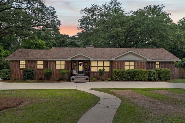 859 Cottage Hill Avenue, Mobile, AL 36693