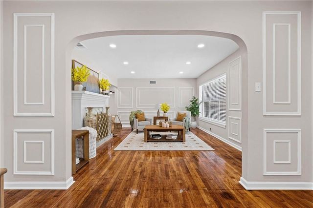 859 Cottage Hill Avenue, Mobile, AL 36693