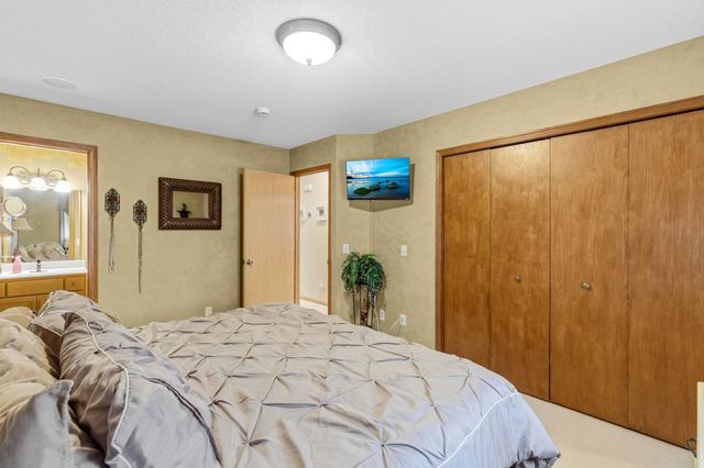 10207 Madison Street NE, Blaine, MN 55434