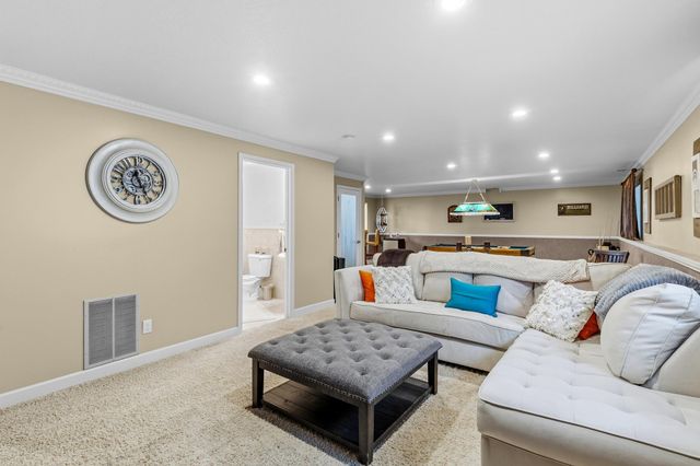 10207 Madison Street NE, Blaine, MN 55434