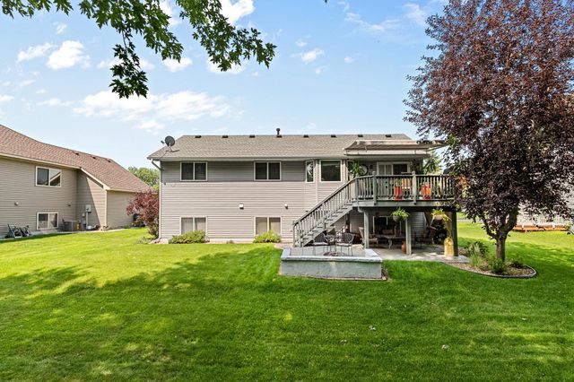 10207 Madison Street NE, Blaine, MN 55434