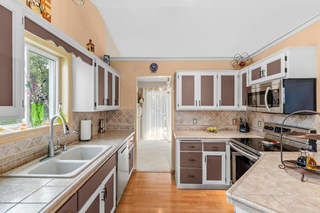 10207 Madison Street NE, Blaine, MN 55434